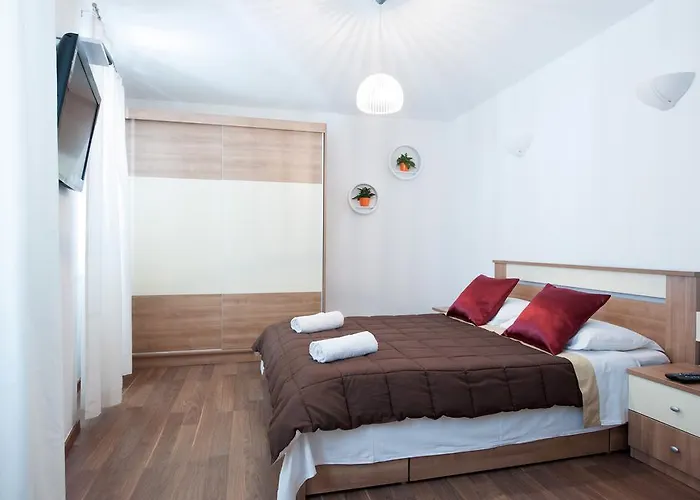 & 72 Apartamento Zadar